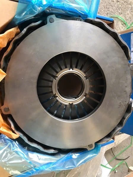 Bàn ép Sachs 10-430 xe khách Kim Long 99 - mặt ma sát