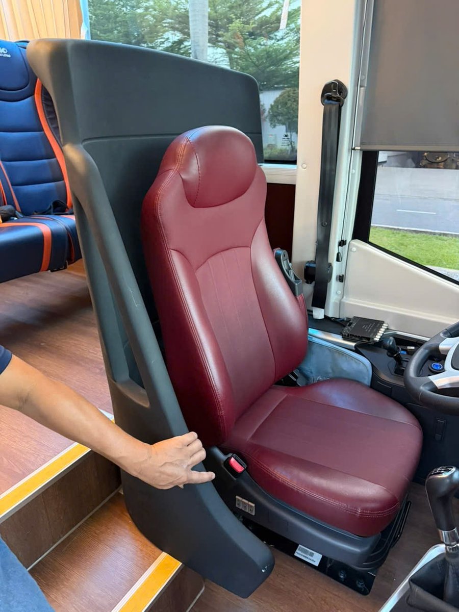 Quây ghế lái composite xe khách Kim Long 99